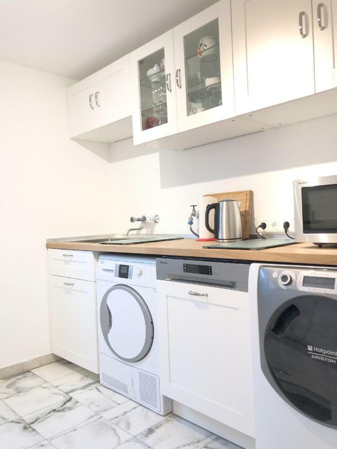 F10 Apartments Roth Pfaffenhofen an der Roth Eksteriør billede